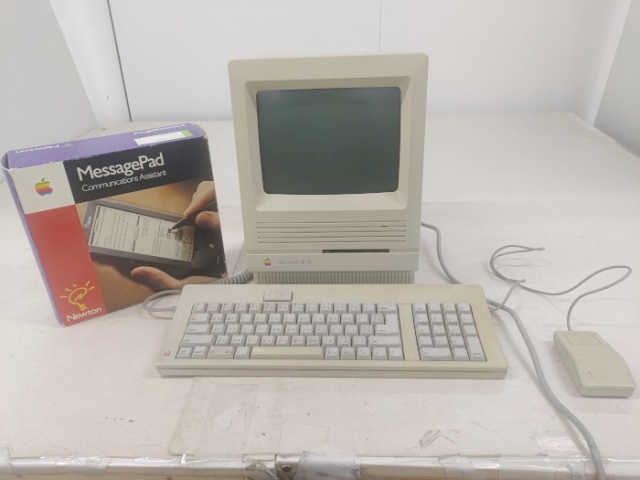 【出張買取】あのAppleの「やらかし」案件！？　ジョブズ不在時代の『Apple』製品のコレクションをお譲りいただきました。