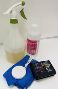 無水エタノールやメラミンスポンジ。