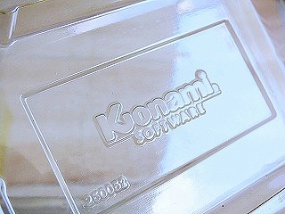 プラ製の台座3
