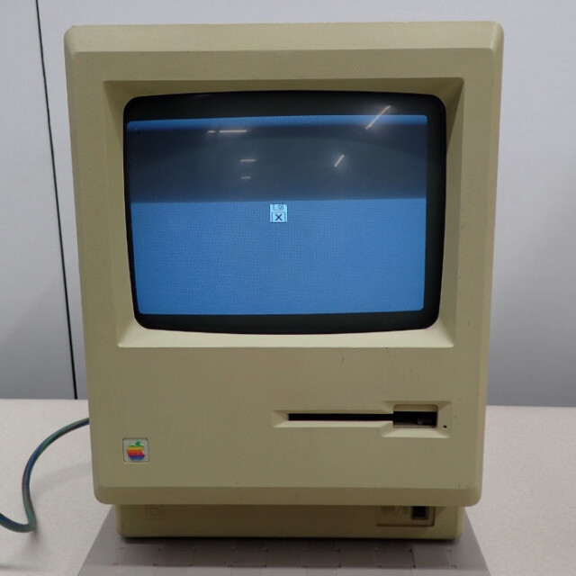 初代Macintosh(128k)