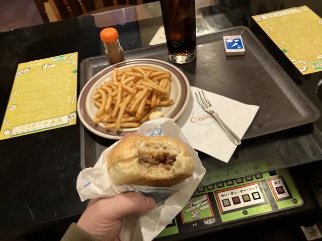 ティールームキャノンその3です