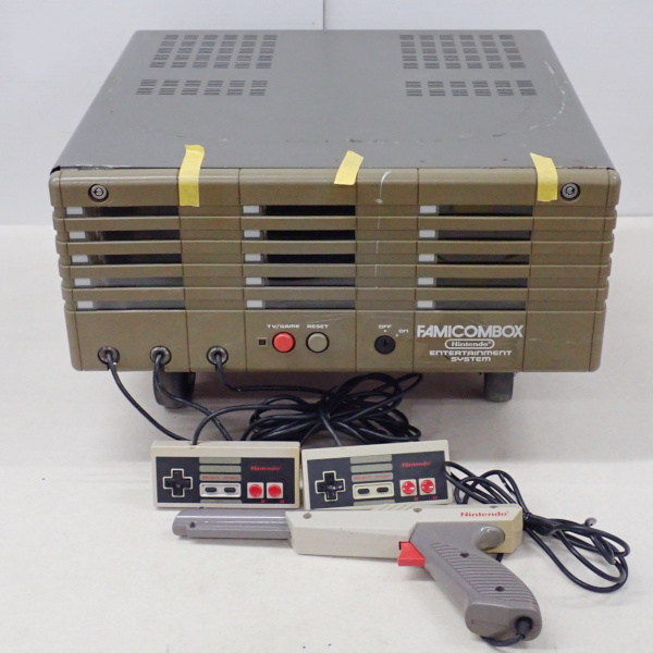 ファミコンボックス