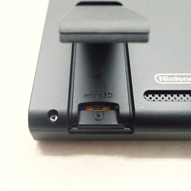 Switch microSDカード 差し込み口